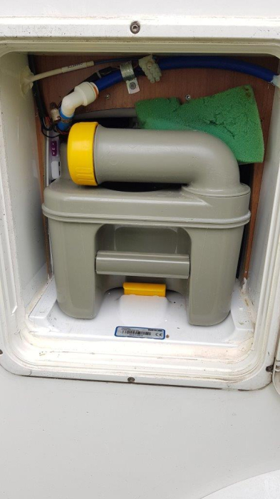 AUTORULOTA RENAULT MASTER 125 CP/diesel/euro5/2.2 l [25]