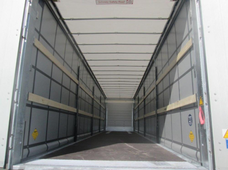 SEMIREMORCA SCHMITZ SCS 24/L PRELATA [3]