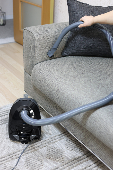 Aspirator cu sac ZILAN ZLN-8471,Negru Capacitate sac textil 2.0 l, Putere 1200W, Cordon electric retractabil 5 m [5]
