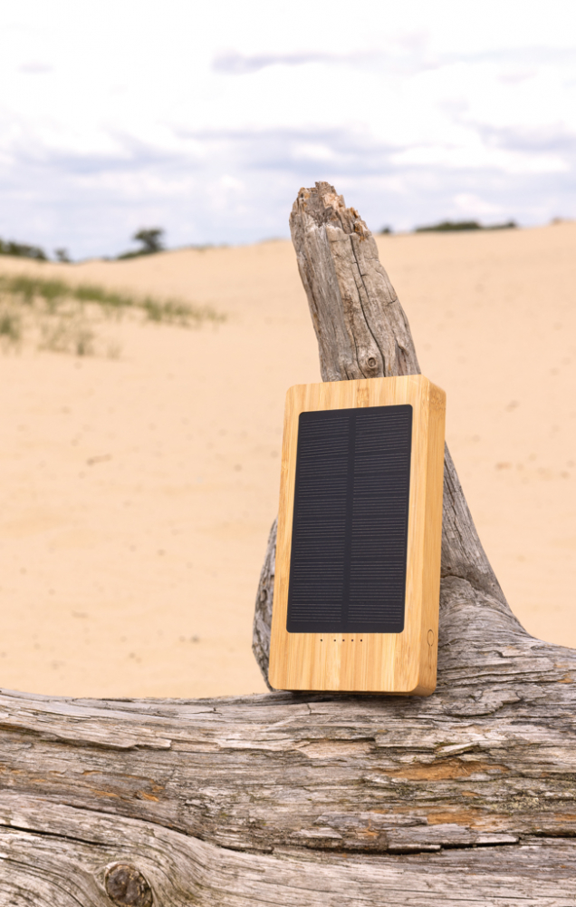 Baterie externă solară 10.000 mAh din bambus FSC® 100% [8]