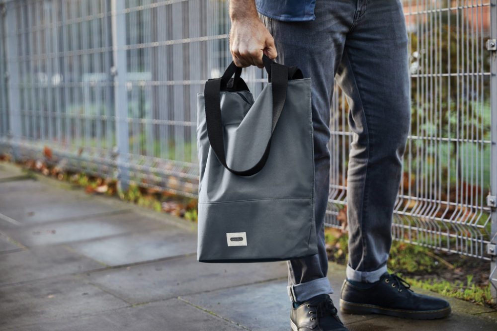 Geantă termoizolantă spațioasă Black+Blum, 16L [27]