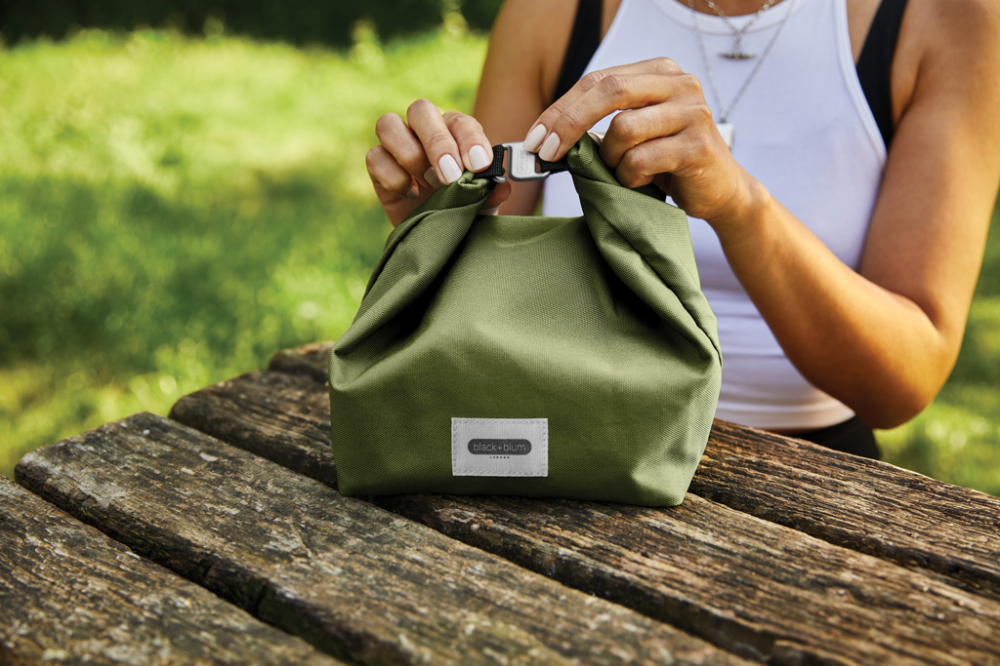 Black+Blum 6.7L insulated Lunch/Cooler Bag [13]