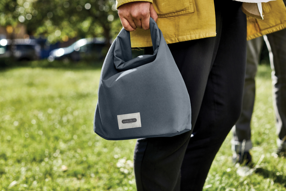 Black+Blum 6.7L insulated Lunch/Cooler Bag [16]