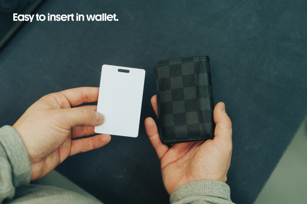 Card ultra-subțire dotat cu tehnologie integrată Find My [8]