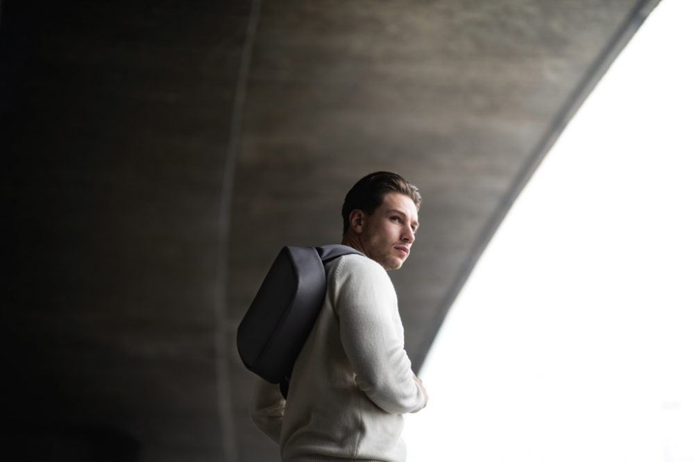 Crossbody Bobby Sling [27]