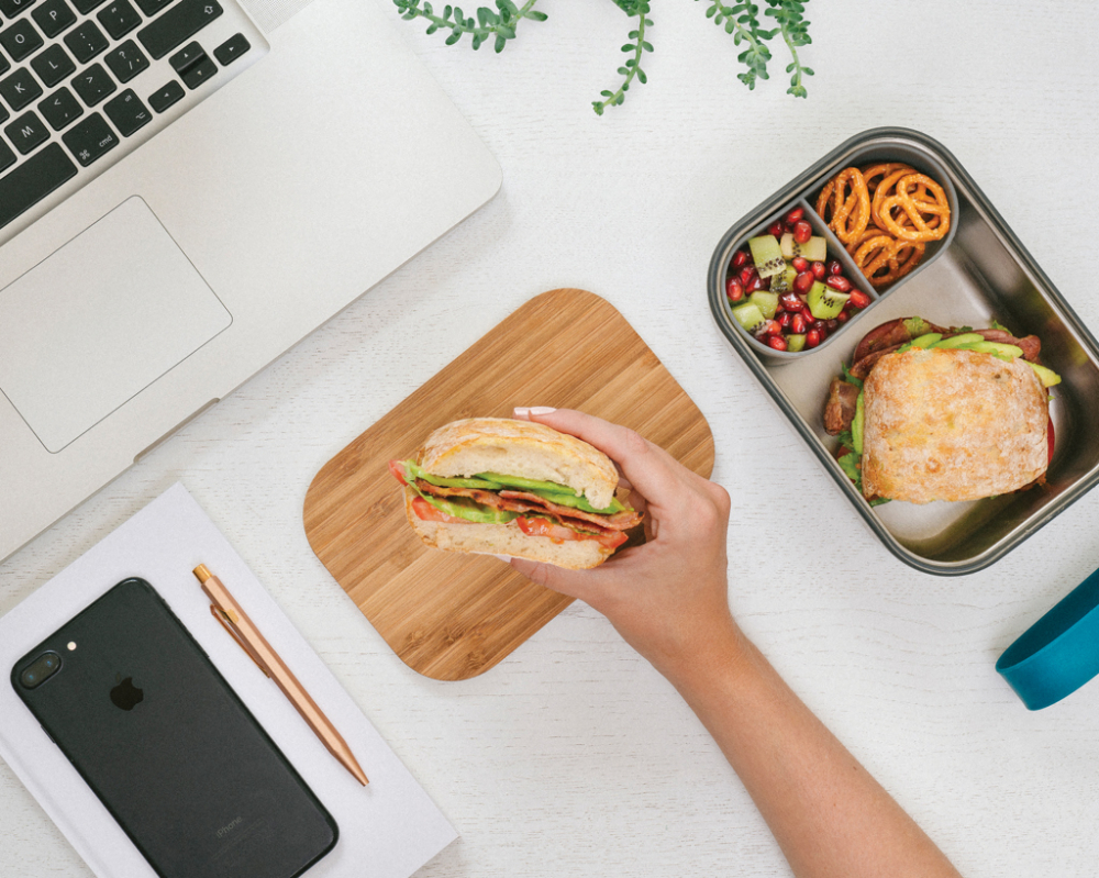 Cutie sandwich din oțel inoxidabil cu capac din bambus [7]
