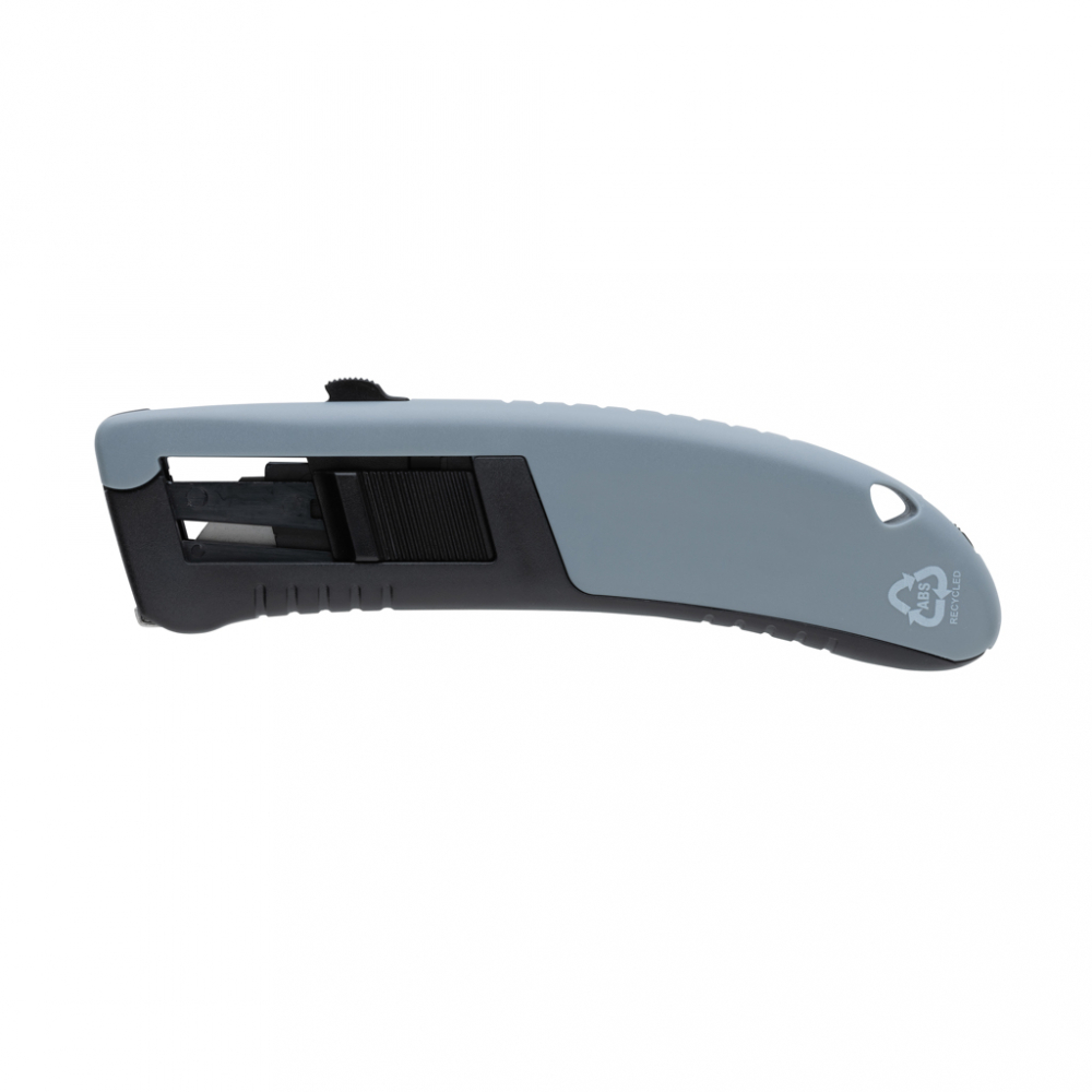 Cutter auto-retractabil [2]