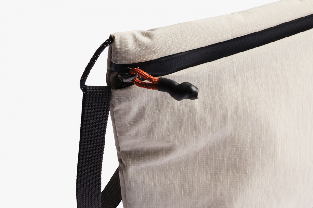 Geantă crossbody minimalistă Bellroy Lite [7]