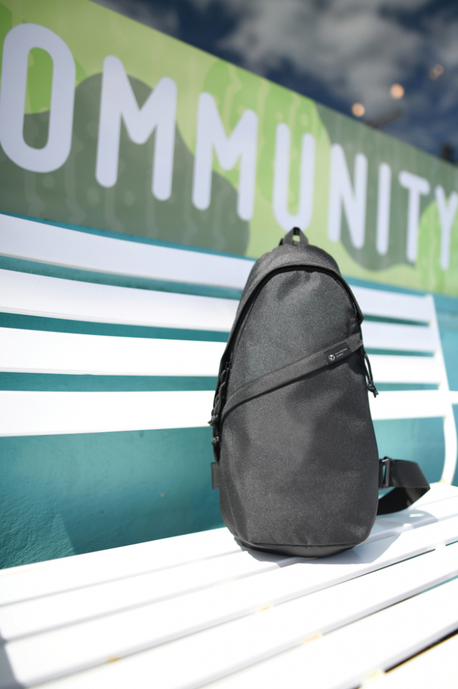 Geanta Crossbody Renew AWARE™ [9]