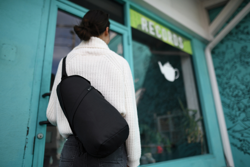 Geanta Crossbody Renew AWARE™ [8]