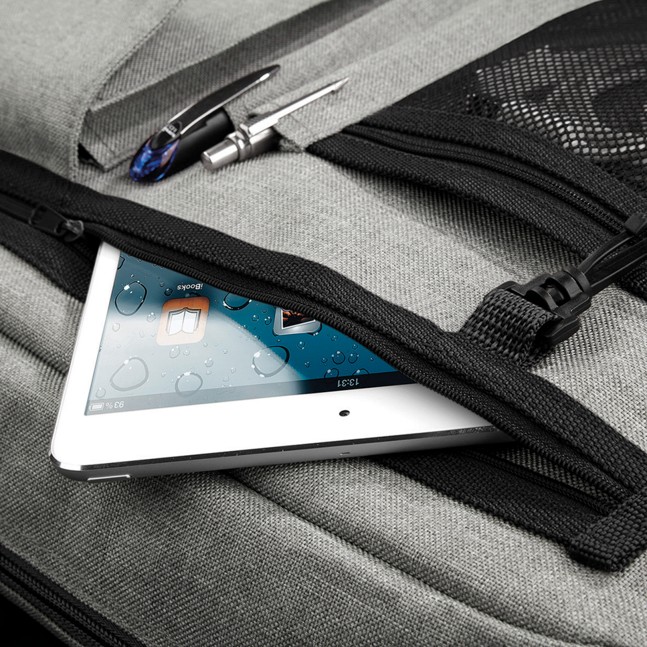 Geantă Digital cu compartiment căptușit pentru laptop 15.6" [6]