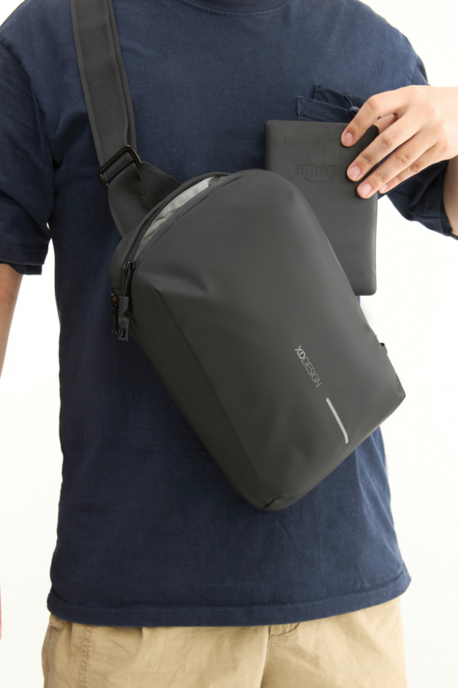 Geantă Urban Sling – design vertical, anti-furt [17]