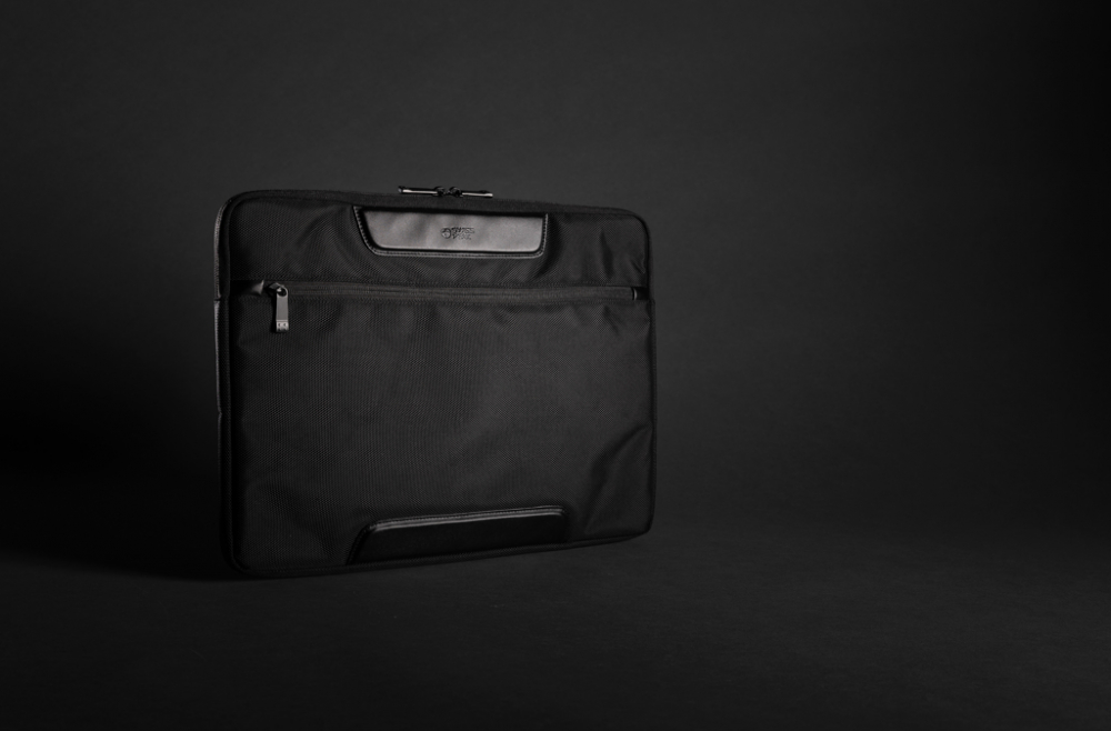 Husă laptop Swiss Peak Voyager 15.6” [11]