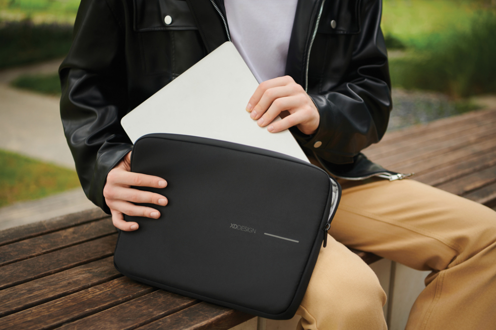 Husa Laptop XD Design 16" [17]