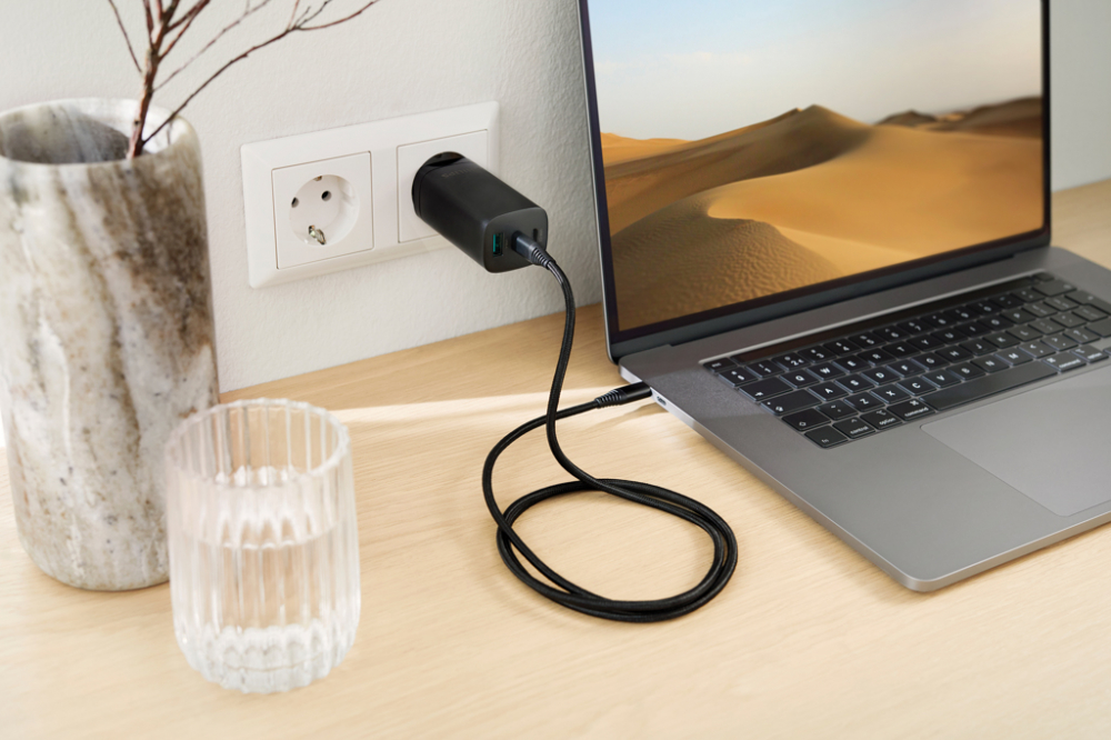 Încărcător de perete Philips Ultra Fast de 65W, 3 porturi [7]