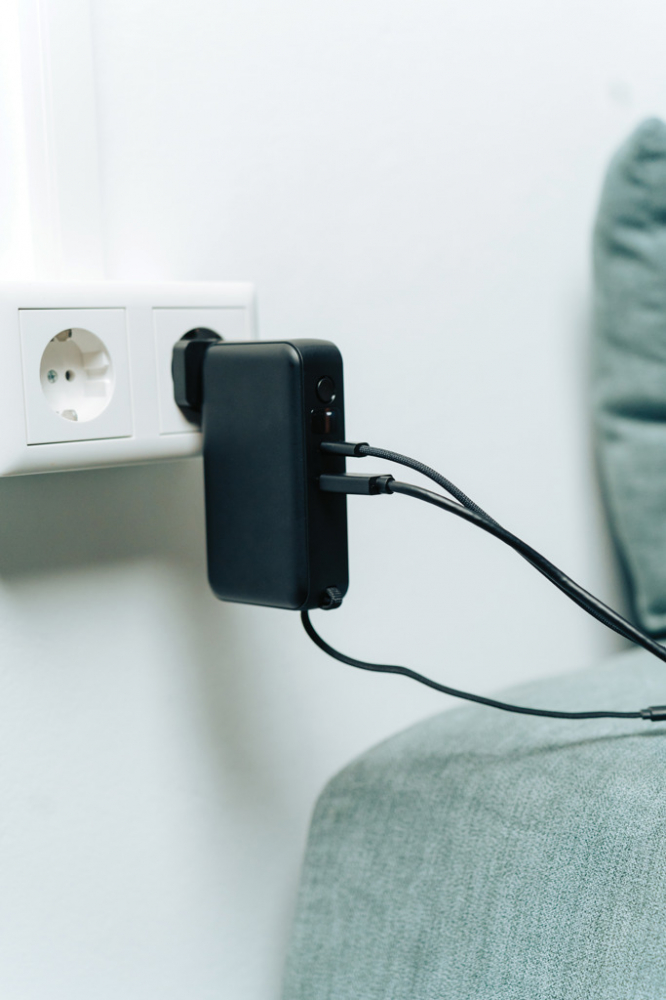 Incărcător hibrid revoluționar Eureka, 10000mah powerbank65W [15]