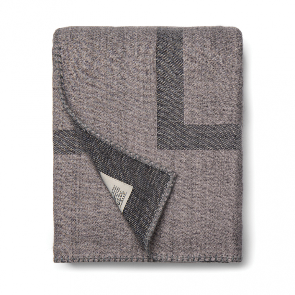 Pătură Monogram – confort rafinat [5]