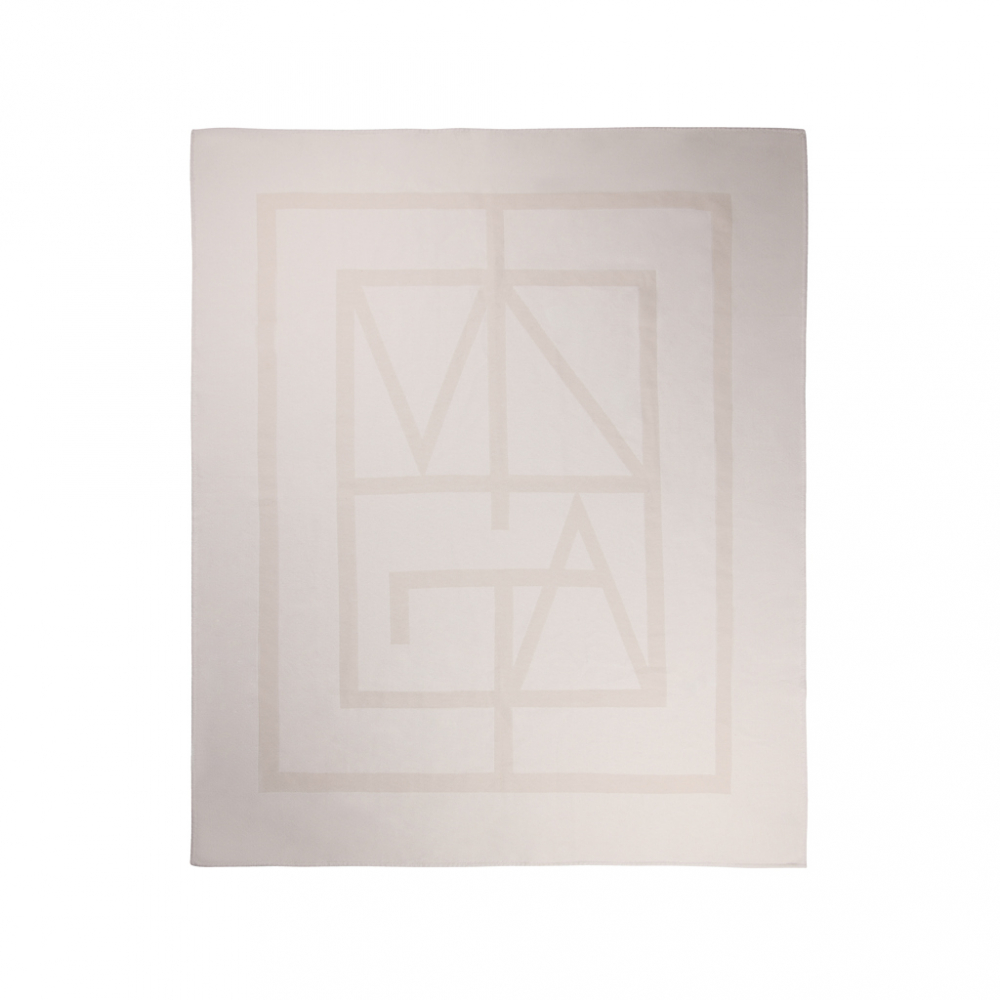 Pătură Monogram – confort rafinat [1]