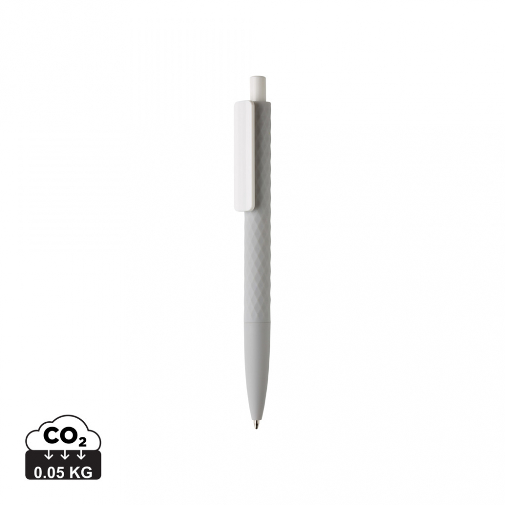 Pix X3 cu model diamant și finisaj soft-touch [1]