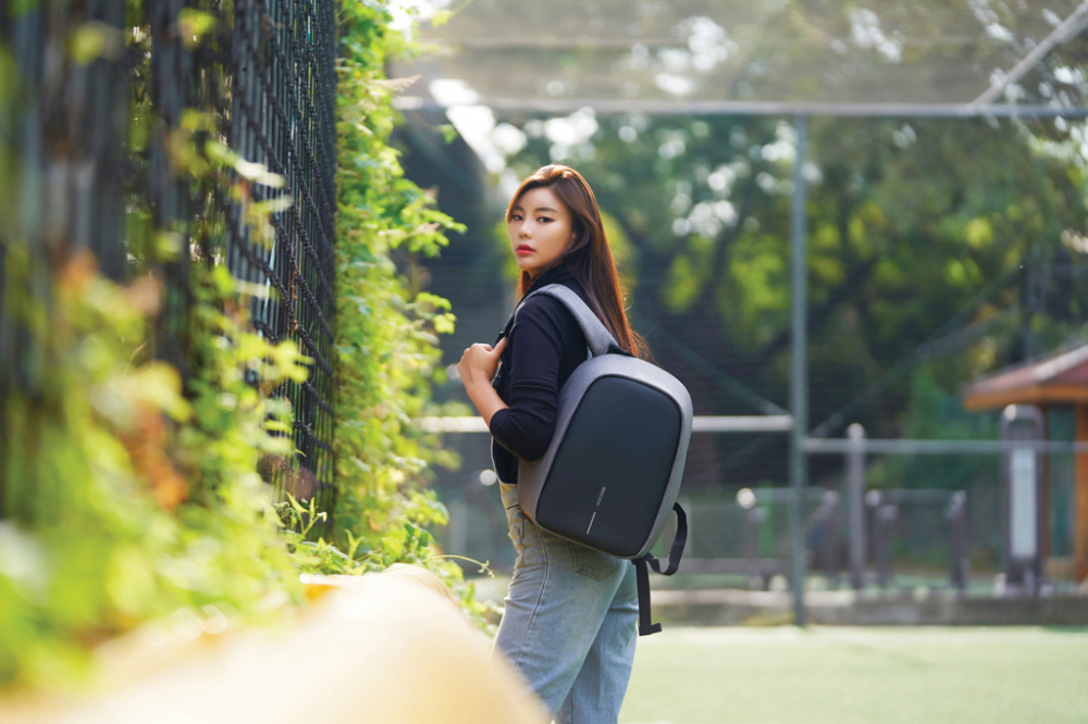 Rucsac antifurt Bobby Hero Small, 13.3” [18]