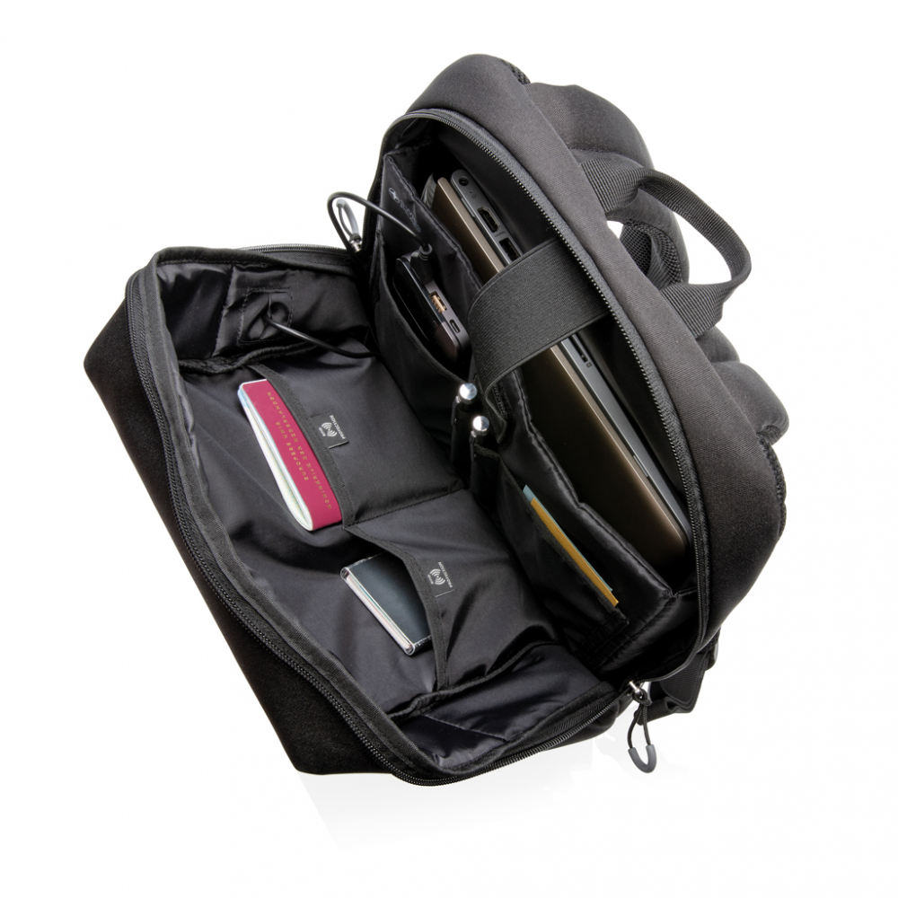 Rucsac Laptop 15.6"  Swiss Peak AWARE™ RFID și USB [11]