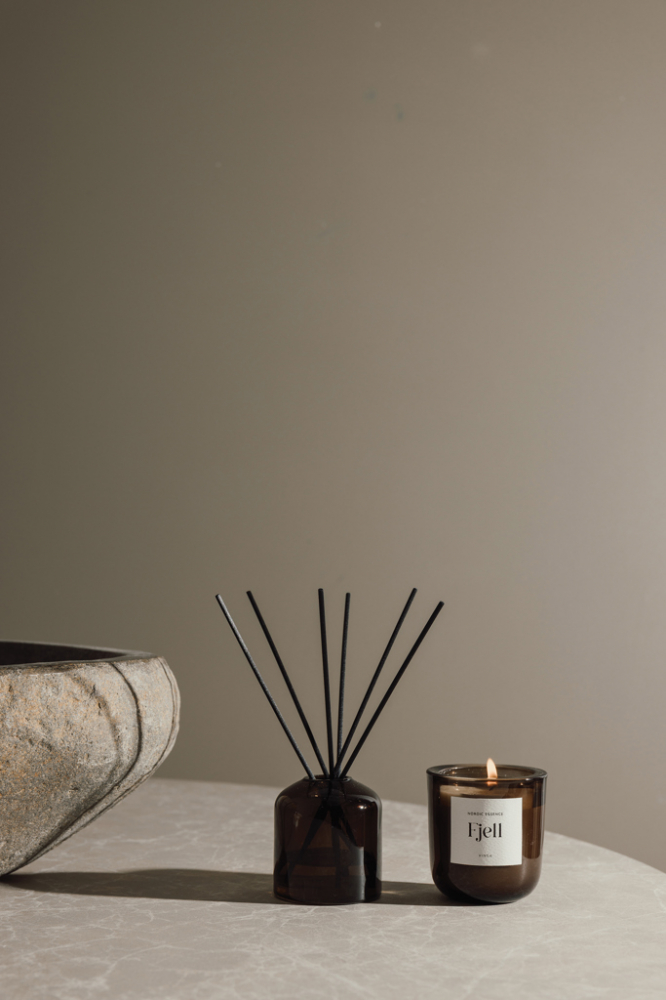 Set aromaterapie – Lumânare și difuzor cu esență nordică [3]
