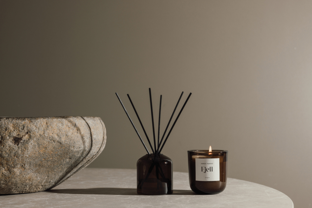 Set aromaterapie – Lumânare și difuzor cu esență nordică [4]