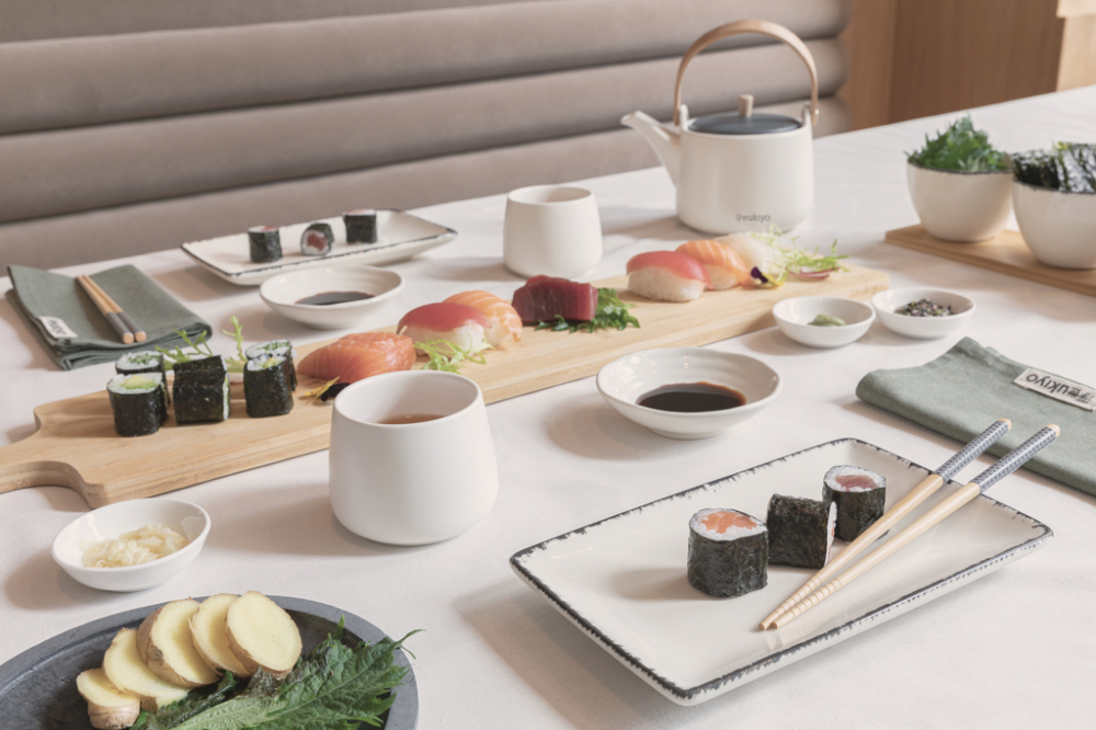 Set elegant pentru sushi Ukiyo [6]