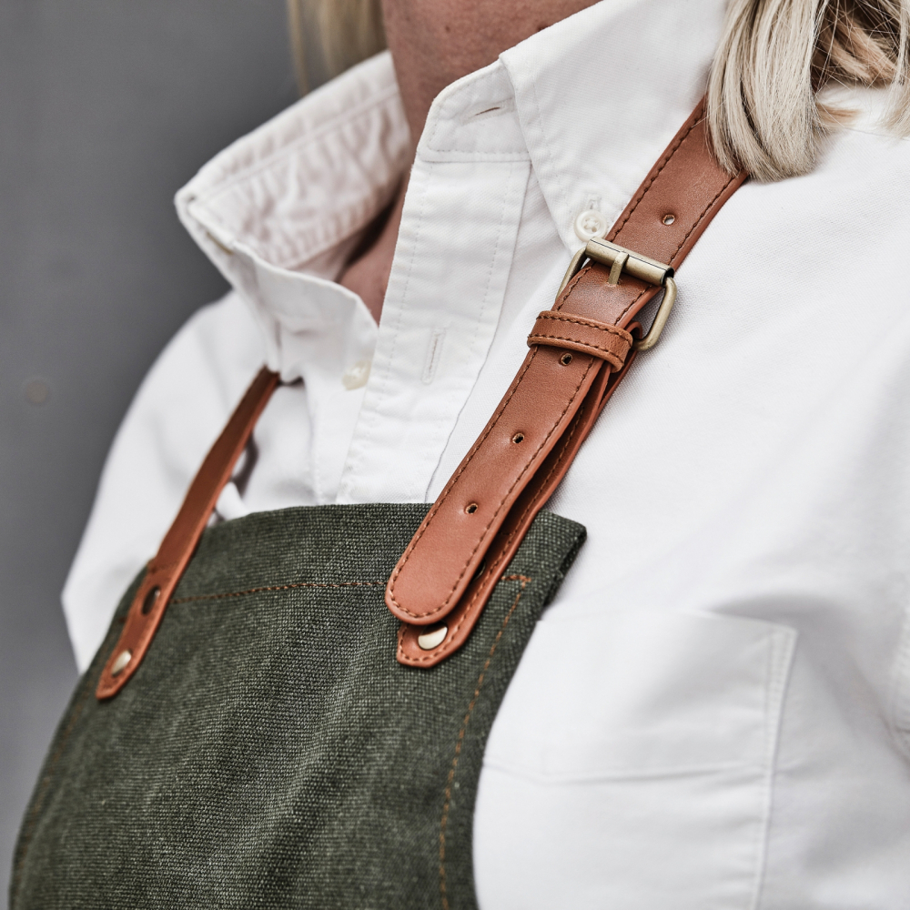 Sort bucatarie Asado, Vinga of Sweden, aspect vintage, canvas stonewashed, detalii din piele vegana, buzunar frontal [3]