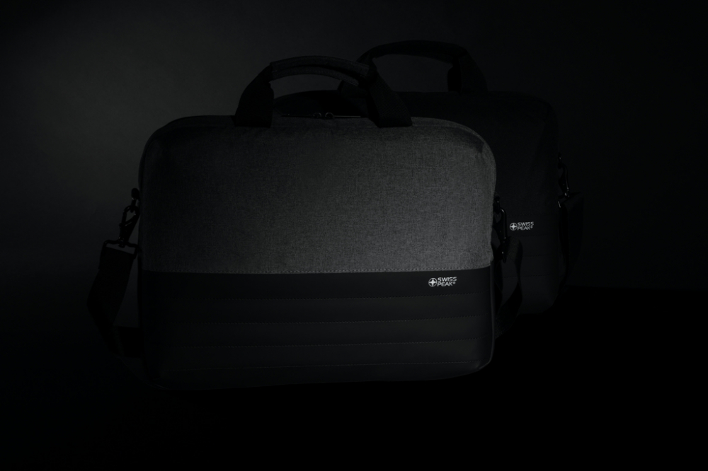 Swiss Peak AWARE™ RFID 15.6 laptop bag [8]
