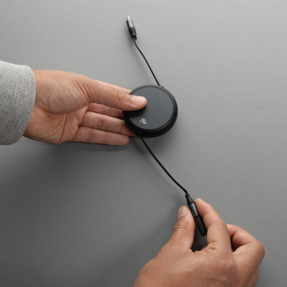 Terra RCS recycled aluminium retractable 240W 2-in-1 cable [11]