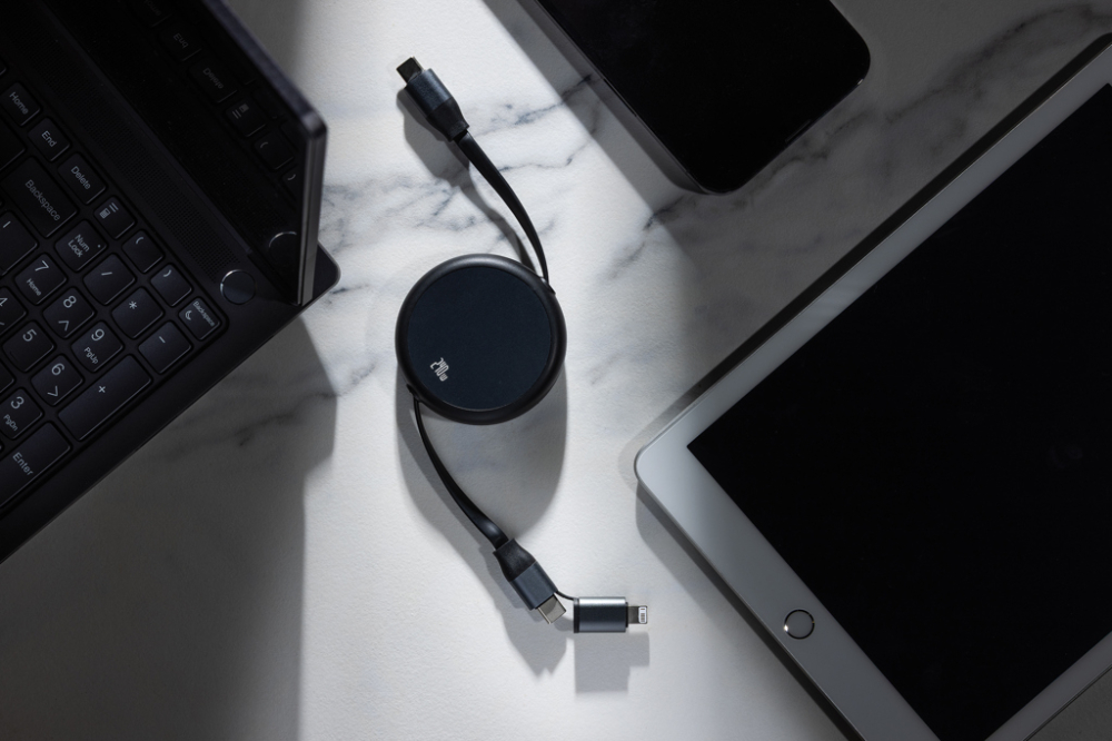 Terra RCS recycled aluminium retractable 240W 2-in-1 cable [8]
