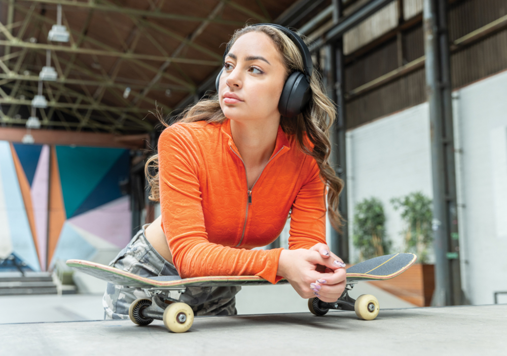 Urban Vitamin Cupertino RCS rplastic ANC headphone [13]