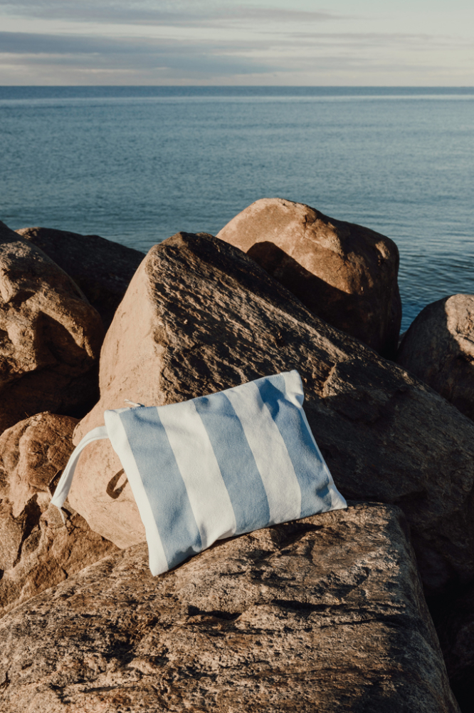 VINGA Lagoa GRS essentials bag [3]