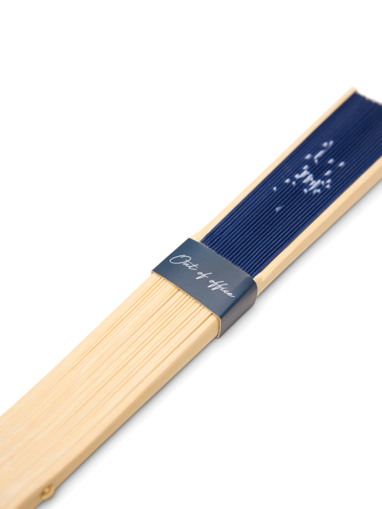 VINGA Out of office hand fan [4]