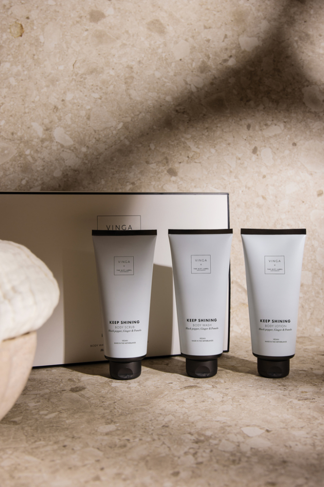 VINGA x TGL body care gift set [7]