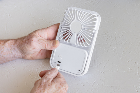 Aervina RCS recycled plastic re-chargeable desk fan [9]