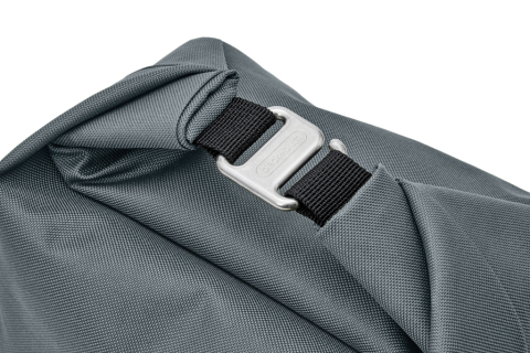 Black+Blum 6.7L insulated Lunch/Cooler Bag [6]