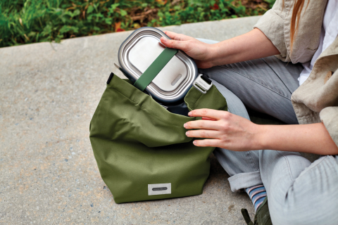 Black+Blum 6.7L insulated Lunch/Cooler Bag [18]