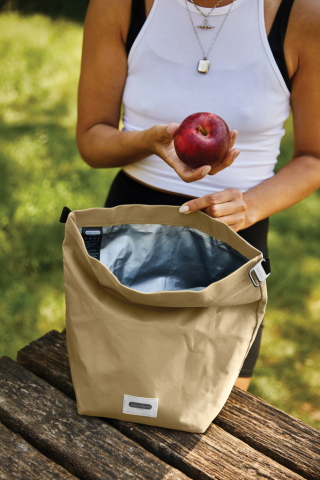 Black+Blum 6.7L insulated Lunch/Cooler Bag [15]