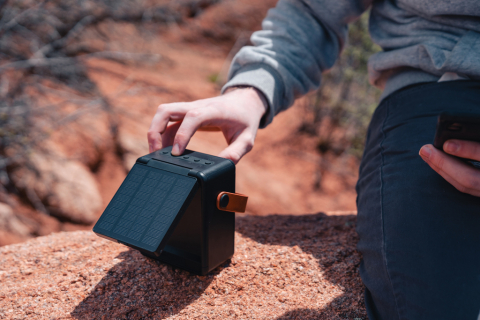 Boxă wireless solară de 12W Skywave [16]