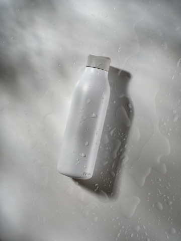 Cană termoizolantă Alok cu capac 360° – 600 ml [12]