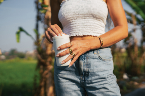 Cană termoizolantă cu capac flip etanș – 300 ml [10]