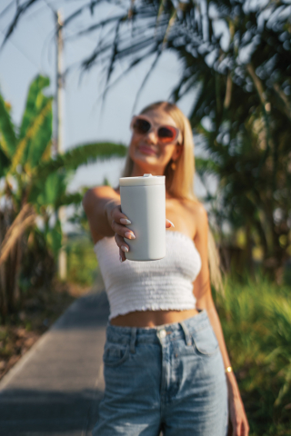 Cană termoizolantă cu capac flip etanș – 300 ml [8]