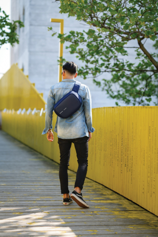 Crossbody Bobby Sling [21]