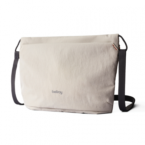 Geantă crossbody minimalistă Bellroy Lite [1]