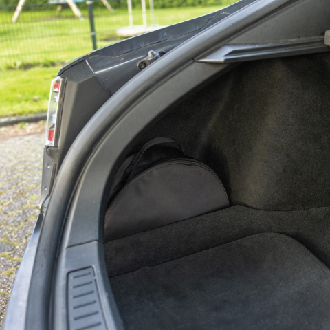 Geantă premium pentru cabluri de încărcare [9]