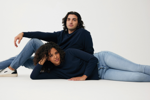 IQONIQ Etosha lightweight recycled cotton crew neck [4]