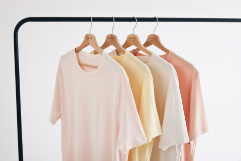 IQONIQ Sierra lightweight recycled cotton t-shirt [27]