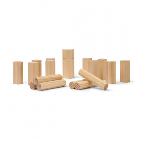Joc Kubb mini – versiunea portabilă a jocului suedez clasic [1]